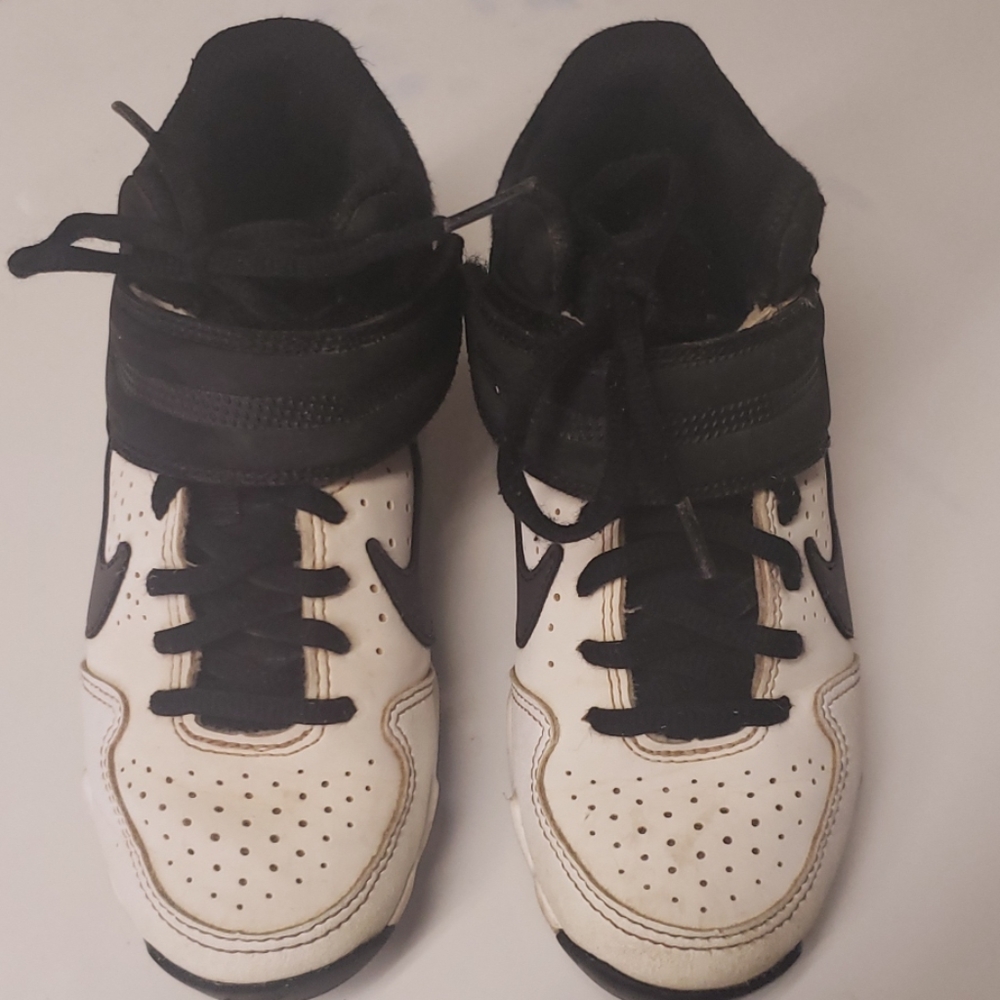 Used Boys Nike Hightop Cleats